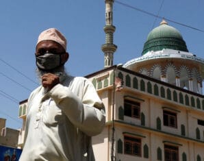 No entry for unimmunized individuals | mosques | propakistani