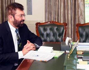 HEC chairman | Dr Tariq Banuri | funds allocation | government's education policy