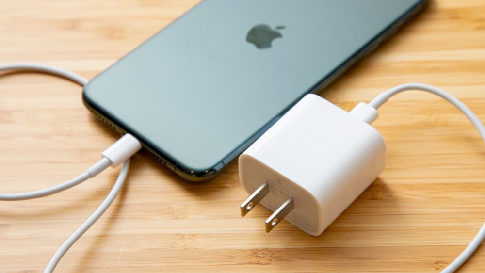 EU Agrees to Single Mobile Charging Port in Blow to Apple