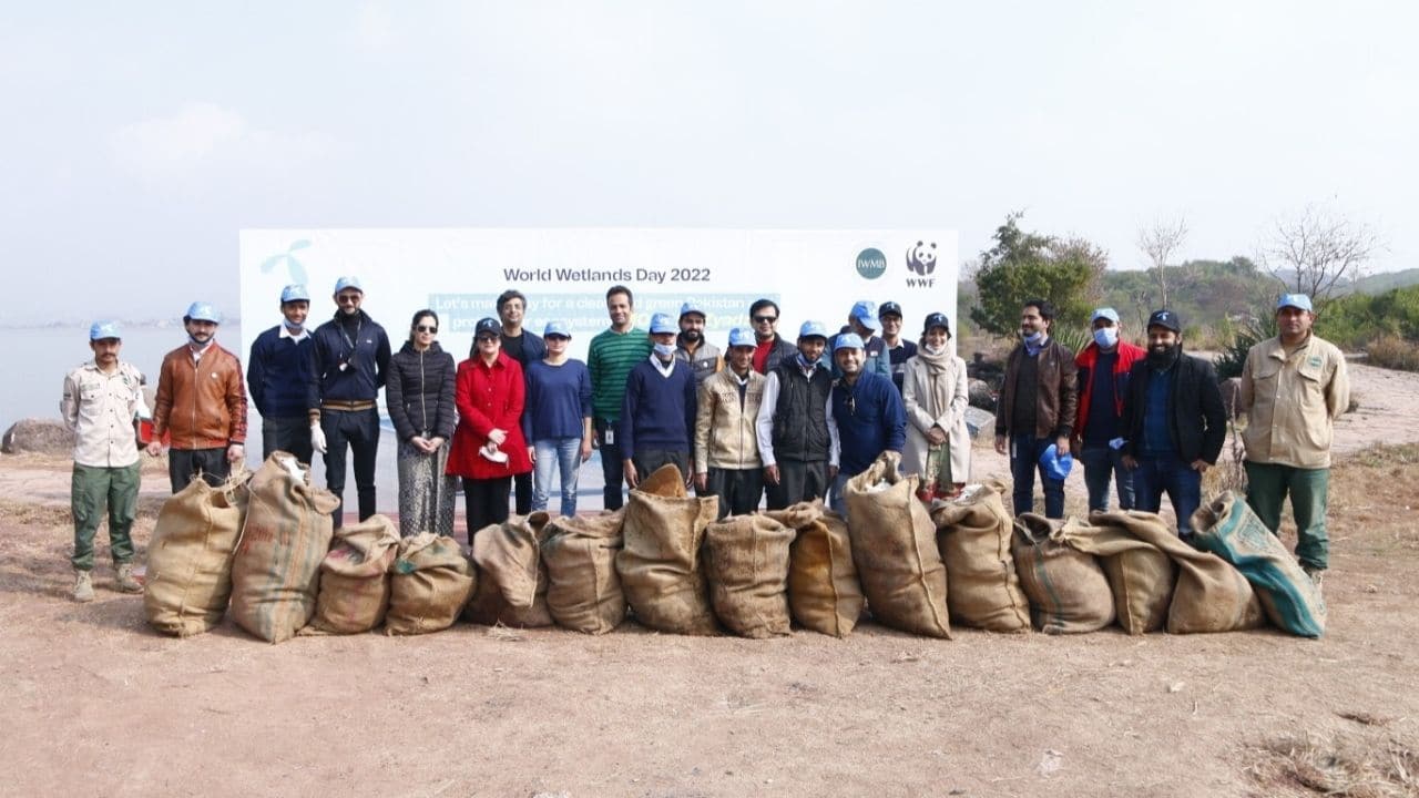 Telenor Pakistan Organizes Clean-Up Drive to Celebrate World Wetlands Day