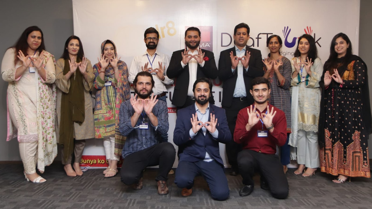 DeafTawk to Make MWC22 Barcelona Inclusive for Global Deaf Community