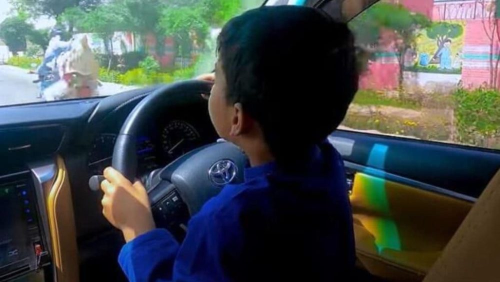 8 Year Old Driving Toyota Fortuner Goes Viral [Video]