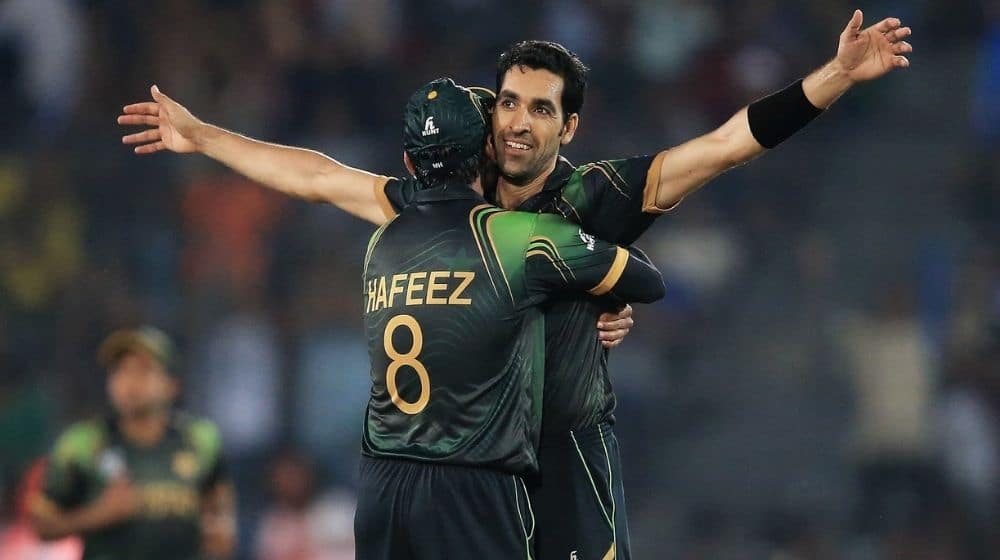 Top 5 Performances by Pakistani Bowlers in T20I Cricket [Videos]