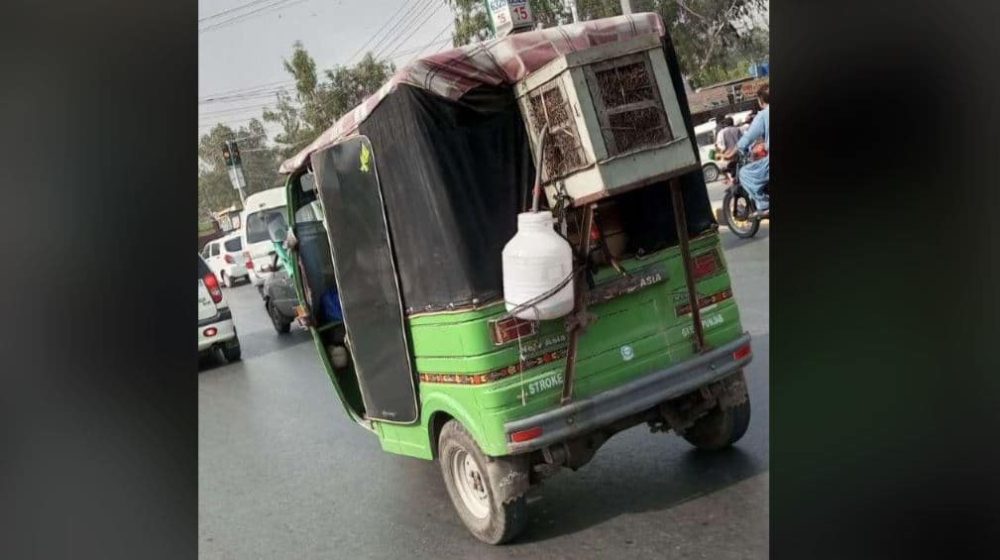 This Rickshaw Driver has a Genius Solution to Beat the Heat