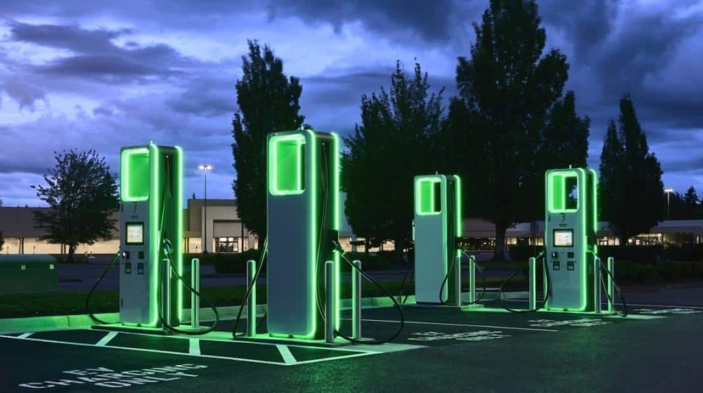 Solar Electric Charging Stations Will Encourage People to Buy EVs: Report