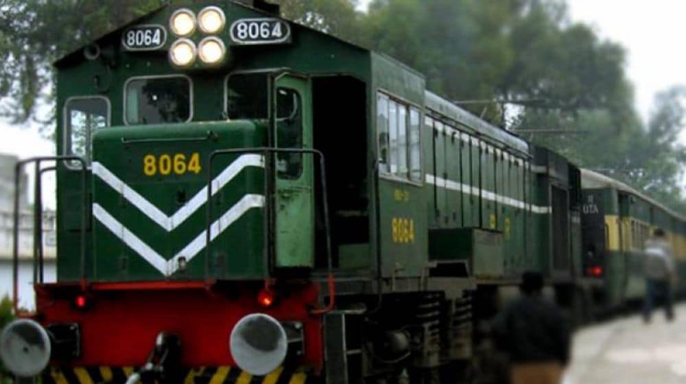 Almost 10,000 Acres of Pakistan Railway’s Land is Illegally Occupied: Minister