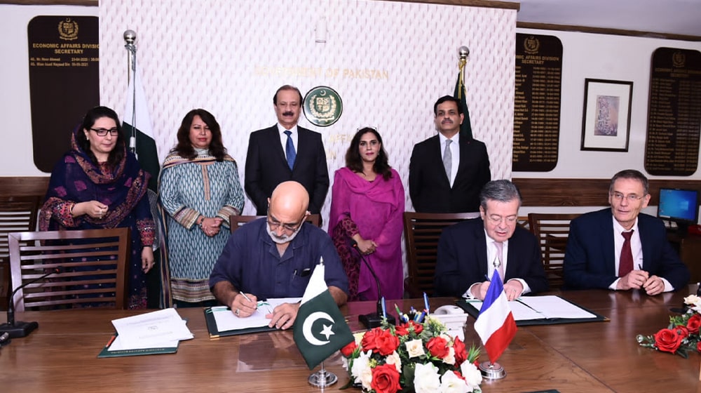France and Pakistan Ink €22 Million Credit Facility Agreement for Lahore Fort Restoration