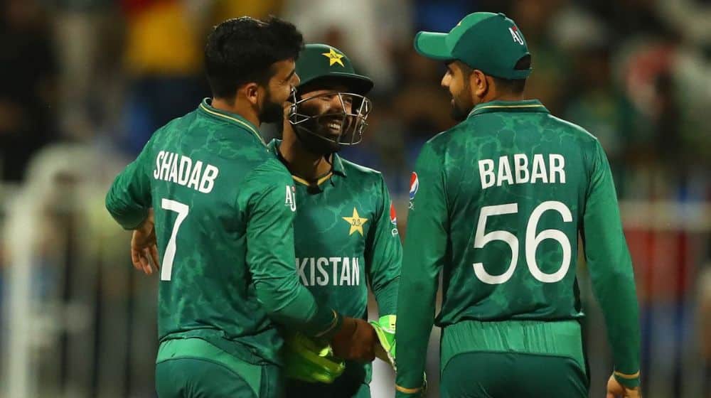 Pakistan’s Superstars Finally Sign Central Contracts After Multiple Conditions