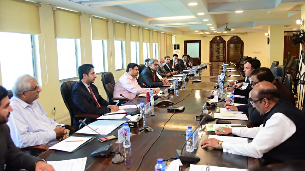 Pakistan Hosiery Association Discusses Tax Issues With Miftah Ismail