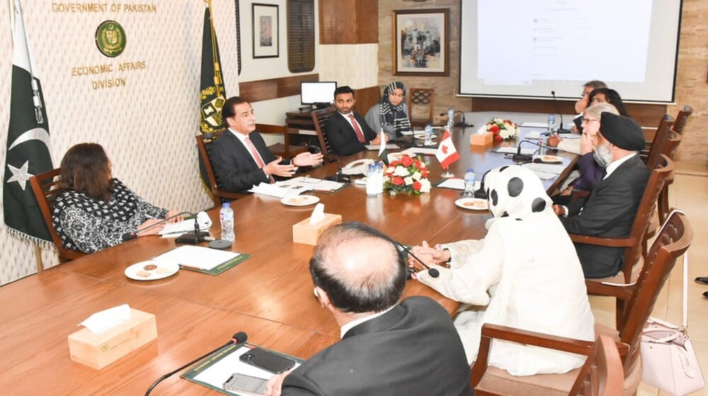 Canadian Minister Assures Financial Assistance to Revamp Flood-Affected Sectors of Economy