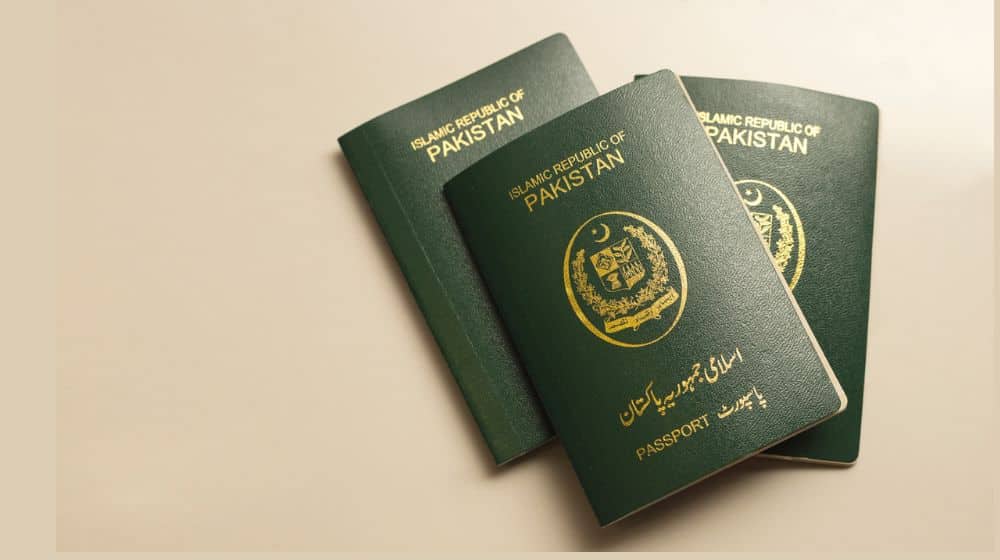 Karachi Residents Can Pay Passport Fee Online From Next Month