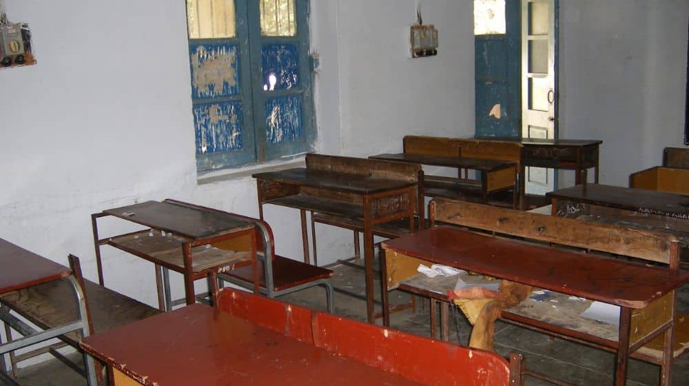 Govt Teachers Force Students to Perform Sweeper Duties in Sukkur School