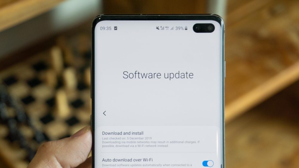 Samsung Phones to Get Seamless Updates Soon
