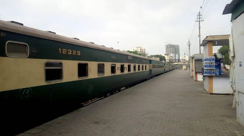 Pakistan Railways to Run 5 Special Trains on Eid