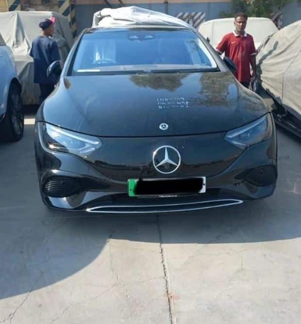 Mercedes Benz EQE 