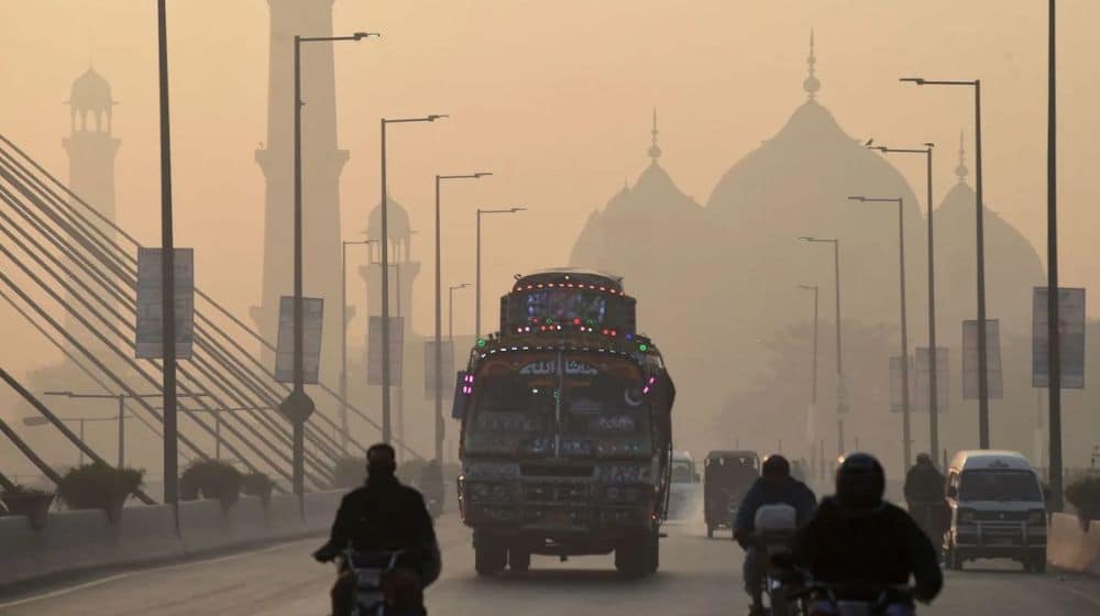 Air Pollution in Pakistan Could Reduce Life Expectancy by 7 Years: Study