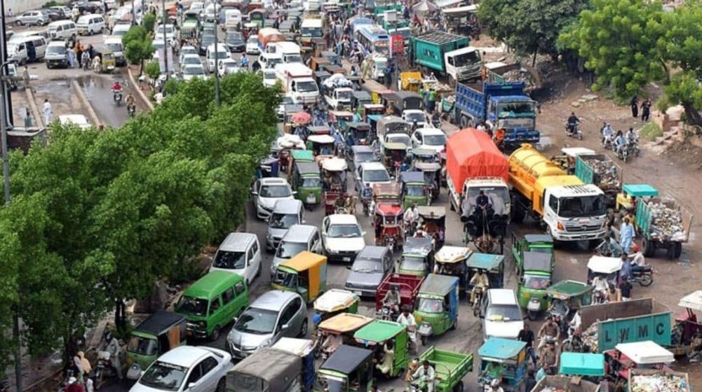 780 Died With Nearly 10,000 Injured in Karachi’s Traffic Accidents This Year