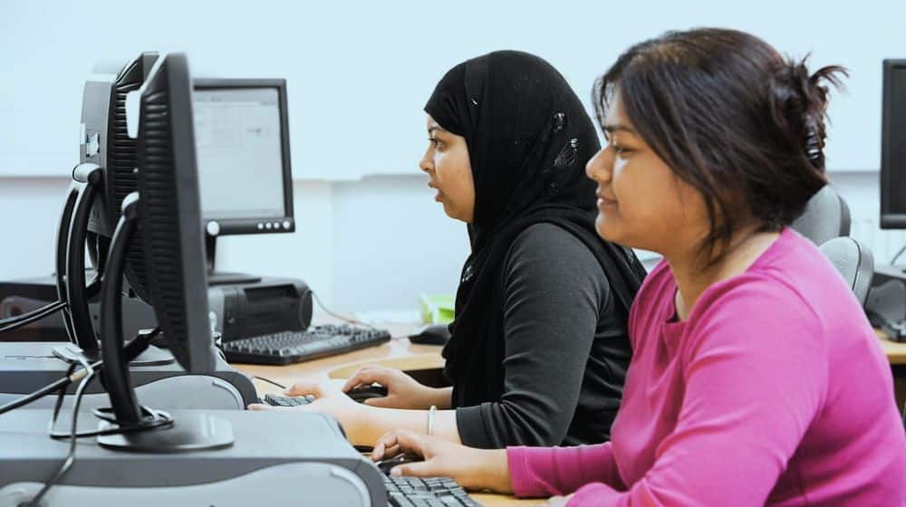 Girls to Learn Programming for Free in Karachi’s New Digital School