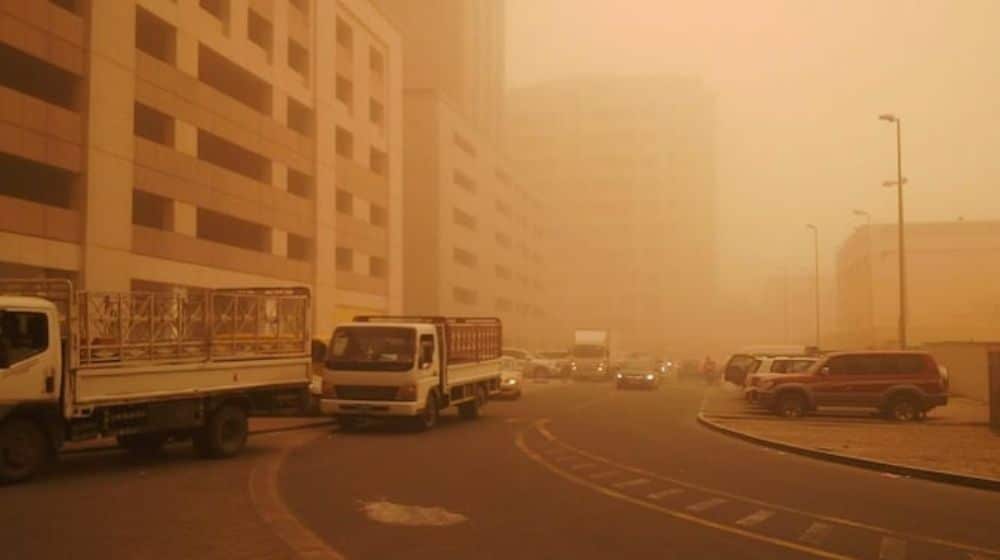 UAE to Experience Dusty Skies With Humidity Up to 90% Today