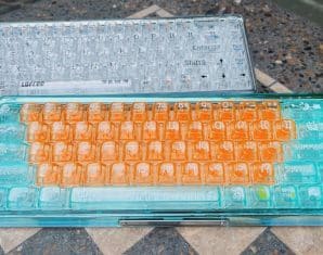 Check Out This Transparent Mechanical Keyboard from Dell [Images]
