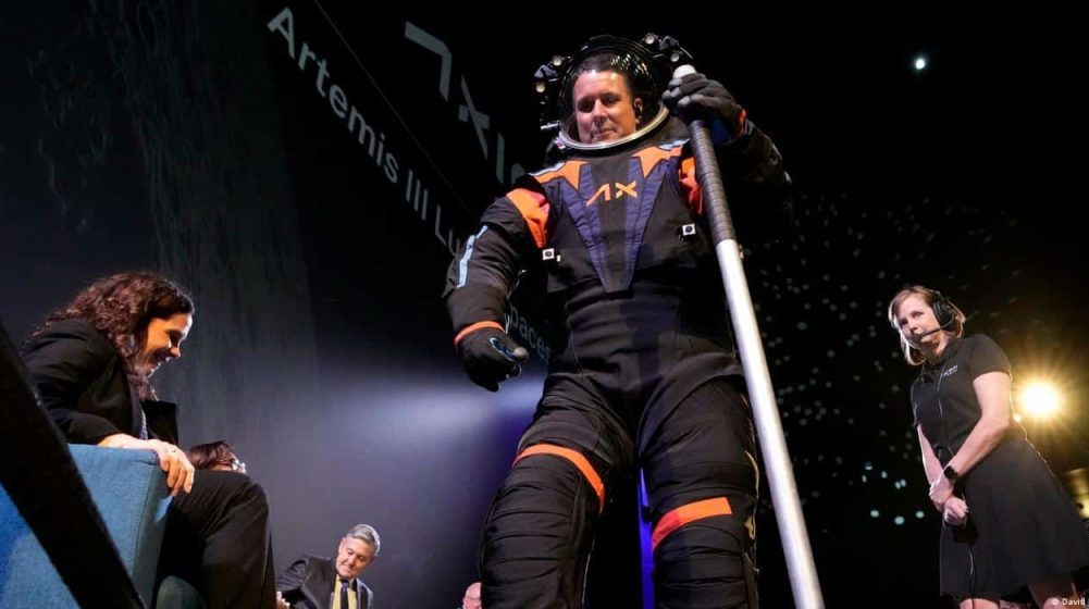 NASA and Private Company Promote New Hi-Tech Astronaut Space Suit