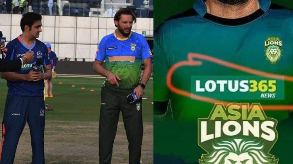 Shahid Afridi Wins Hearts for Refusing to Wear Shirt With Betting Company’s Logo