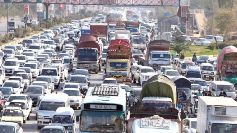 Citizens Angry With Frequent Traffic Jams on Islamabad Expressway