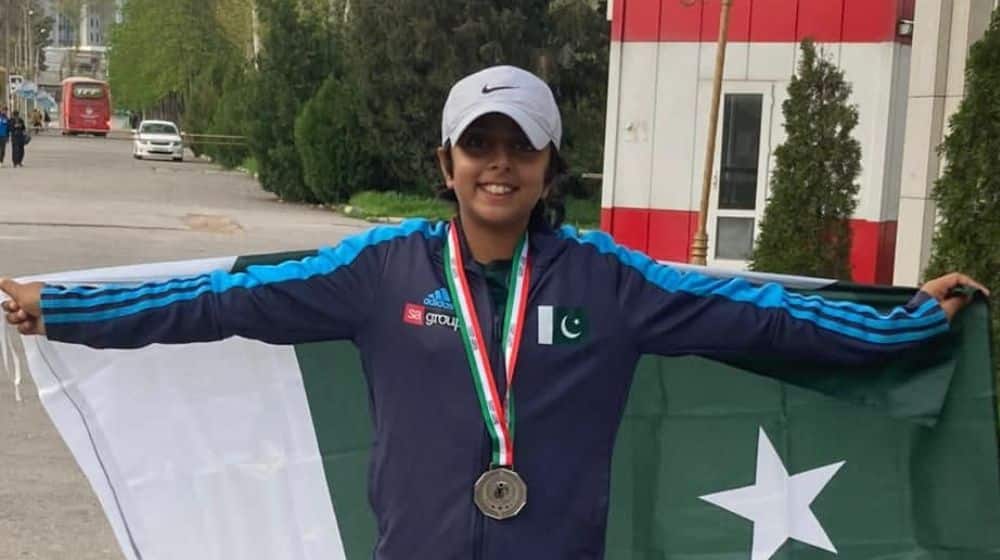 Pakistani Tennis Prodigy Bags Silver Medal In Youth Tennis Tournament ...