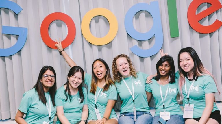 Google To Host 7 'Women Techmakers' Events Across Pakistan