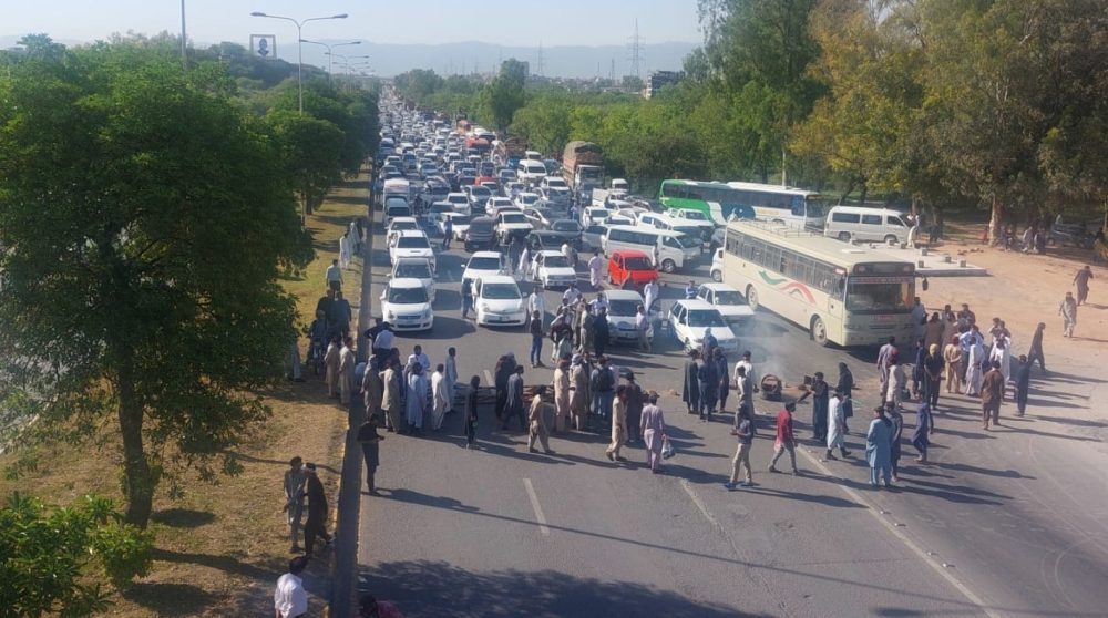 Traffic Jams Expected as Protests to Start Across Pakistan Following Imran Khan’s Arrest