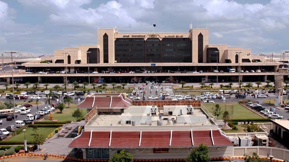 Karachi Airport’s Main Runway Closed for a Month