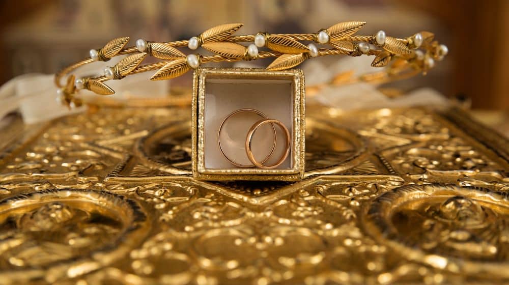 Price of Gold in Pakistan up by Rs. 9,600 Per Tola in Outgoing Week