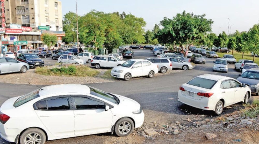 PIDE Proposes Parking Fees in Busy Areas of Islamabad