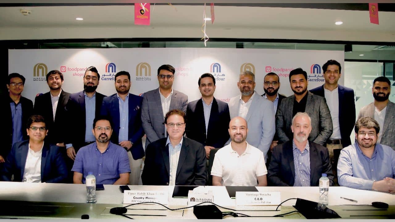 Carrefour Pakistan Signs Partnership Agreement with foodpanda