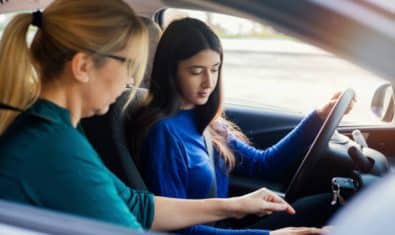 top driving licenses in sharjah, best driving classes for females sharjah