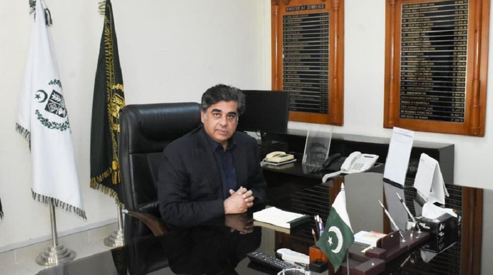 Commerce Minister Emphasizes Economic Cooperation Between Pakistan, Afghanistan, Uzbekistan