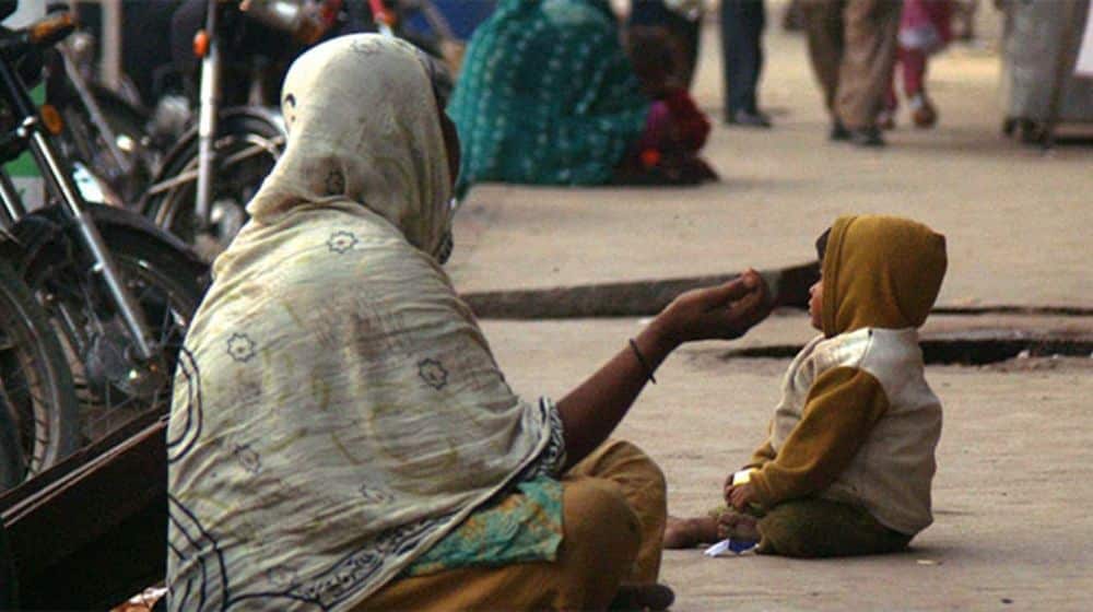 Large Number of Pakistani Beggars are Moving Abroad and Getting Arrested