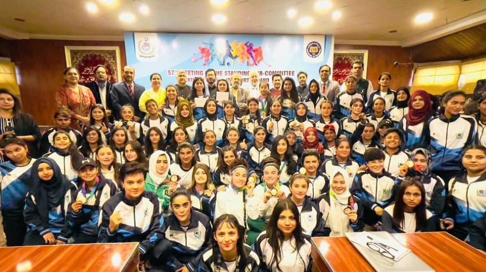 HEC Awards Students Players for Performance in 34th National Games