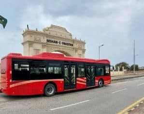 sindh yellow line red line bus