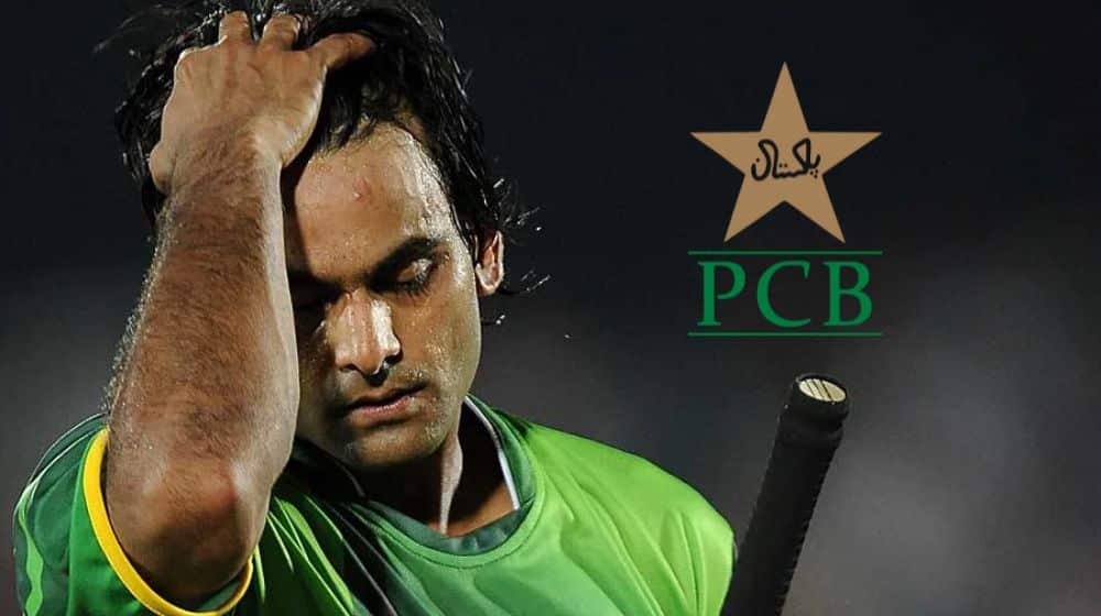 PCB Decide to Sack Team Director Mohammad Hafeez