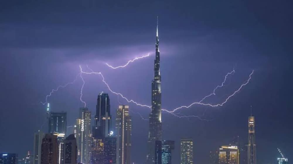 Red Alert Issued After Heavy Rain in UAE