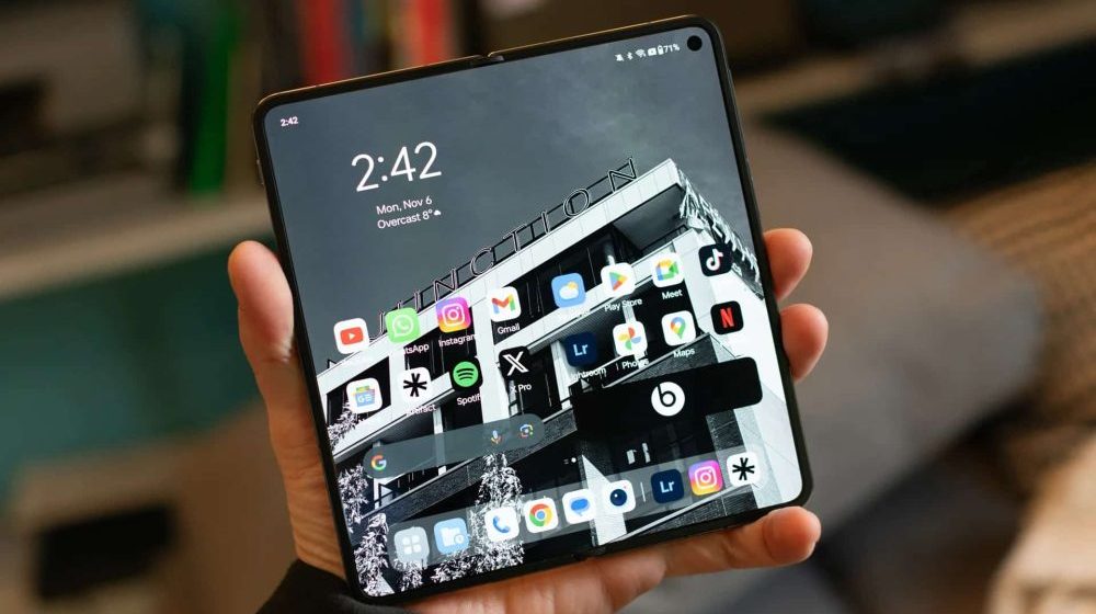 Apple to Launch 7-8″ Foldable Phones in 2026 and 2027 to Succeed iPad Mini