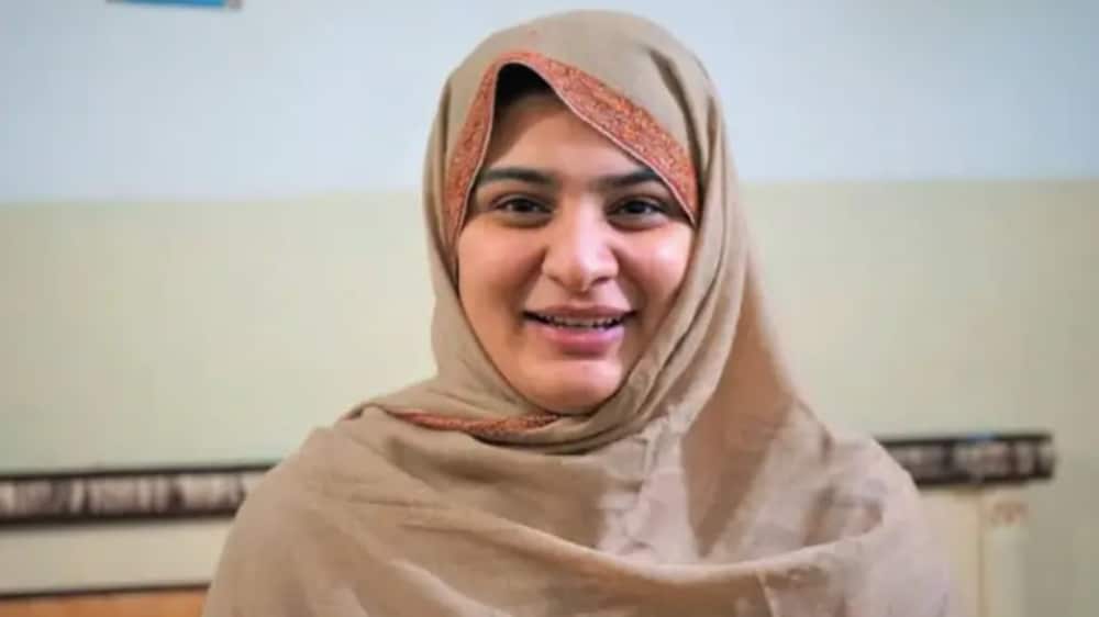 Young Activist From Swat Wins Global Citizen Award for Women’s Rights Advocacy