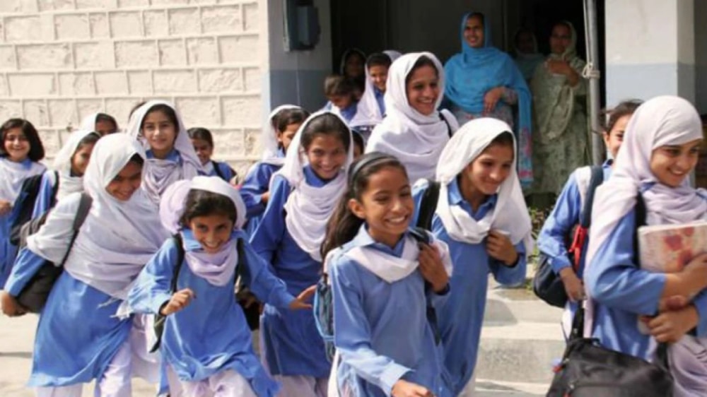 Lahore’s Authorities Crack Down on Private Schools’ Unfair Practices