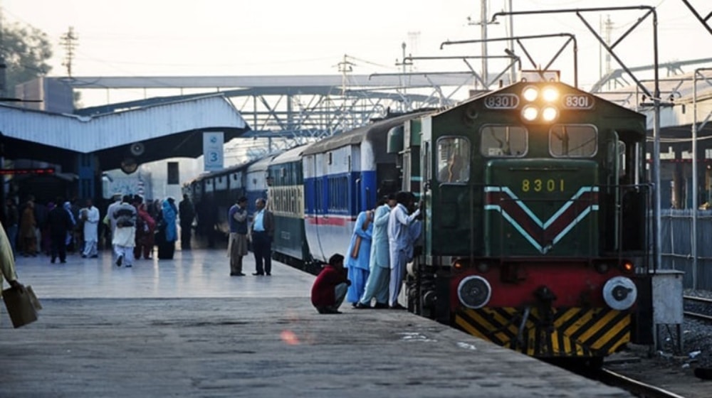Pakistan Railways Extends Reservation Office Timings