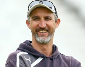 Gillespie Wants to Turn Pakistan Into a Consistent Red-Ball Team