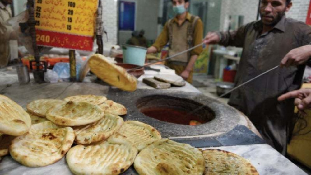 Tandoor Owners to Go on Strike Over Govt’s Naan & Roti Prices