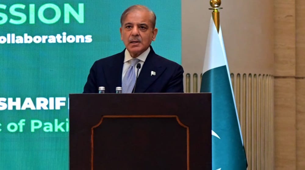 PM Shehbaz Says in UAE to Seek Joint Investments, Not to Ask for Loans