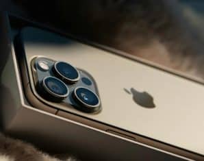 Apple May Launch iPhone Slim Next Year: Rumors