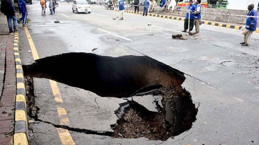 Newly-Constructed Road in Lahore Forms Massive Crater